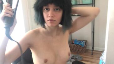 Angelica Topless AngelicaSlabyrinth Hair Straightening Leaked Video