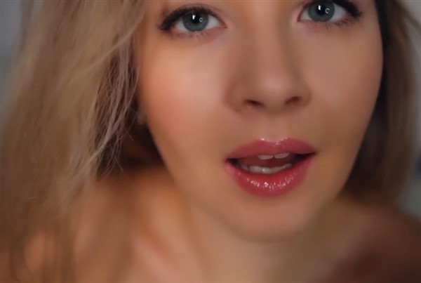 Valeriya ASMR Good Morning Kisses Video